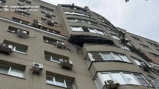 Беспилотник повредил дома и автомобили на Преображенской