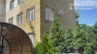 Капитальный ремонт детской поликлиники в Старом Осколе продолжается